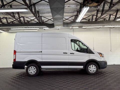 2022 Ford E-Transit