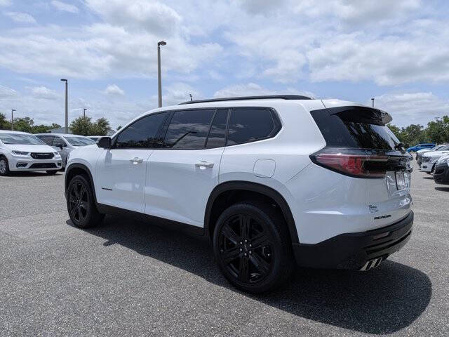 2025 GMC Acadia Elevation
