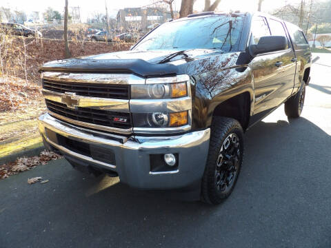 2015 Chevrolet Silverado 2500HD for sale at Lakewood Auto Body LLC in Waterbury CT