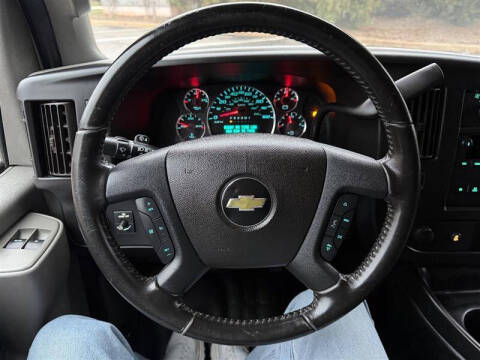 2021 Chevrolet Express 2500