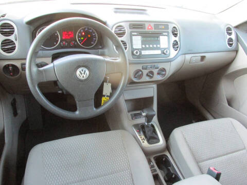 2009 Volkswagen Tiguan SE
