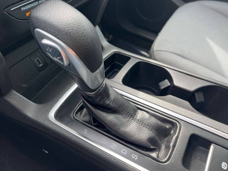2017 Ford Escape S