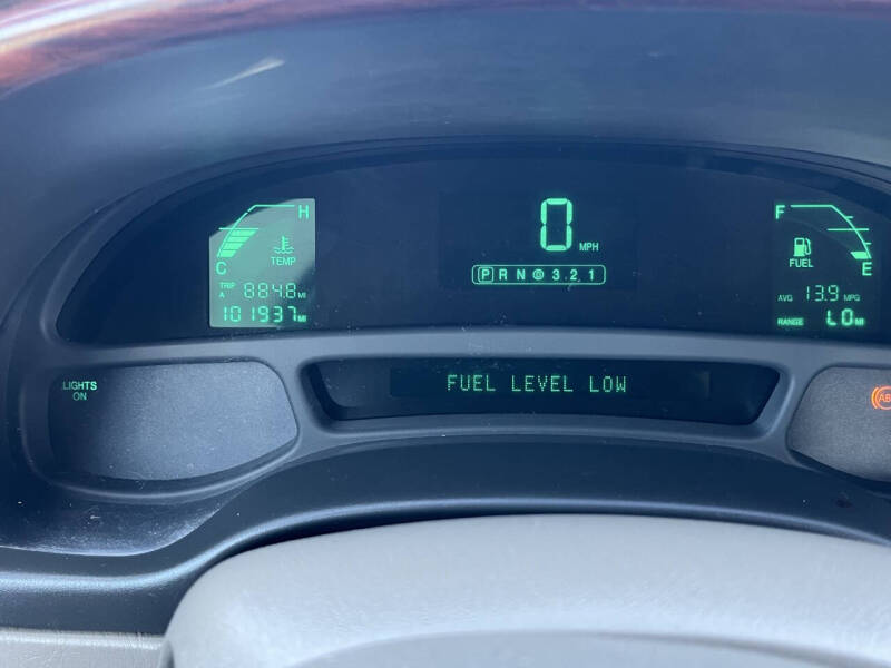 2005 Cadillac DeVille