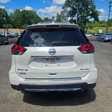 2018 Nissan Rogue SL