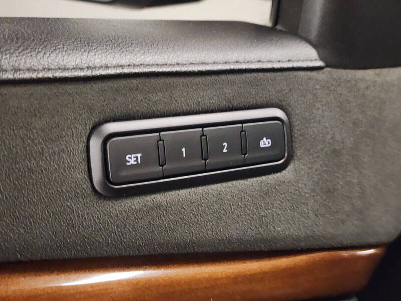 2019 Cadillac Escalade ESV Luxury