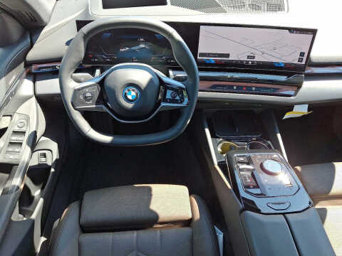 2024 BMW i5 eDrive40