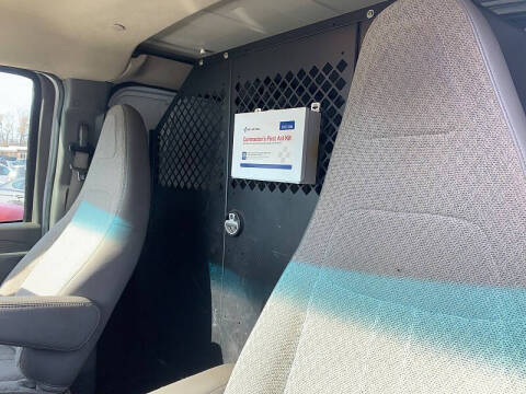 2017 GMC Savana 2500