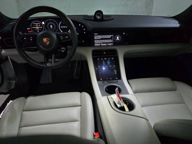 2020 Porsche Taycan Turbo