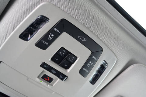 2025 Toyota Sienna XLE 8-Passenger