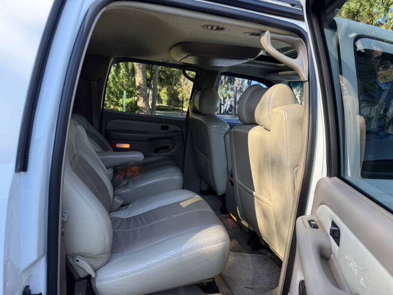 2001 GMC Yukon XL Denali