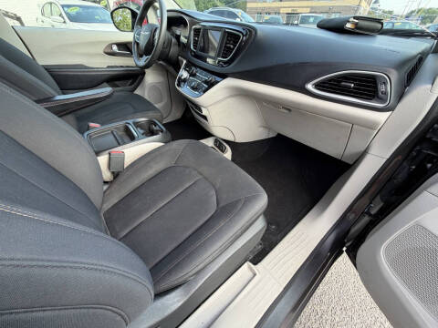 2018 Chrysler Pacifica Touring Plus