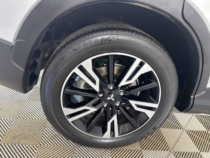 2024 Mitsubishi Eclipse Cross SE