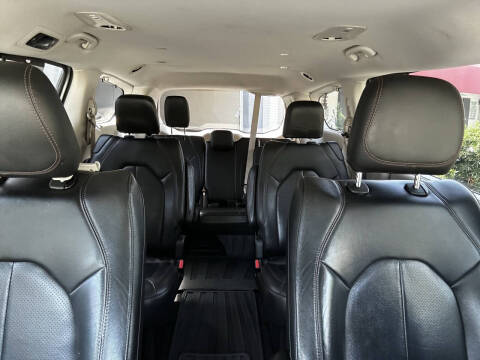 2019 Chrysler Pacifica Touring L