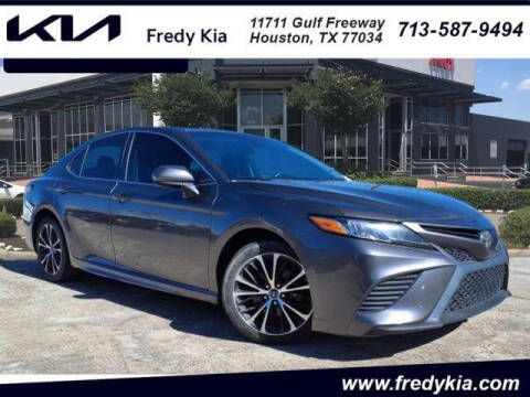 2018 Toyota Camry for sale at FREDY USED CAR SALES in Houston TX