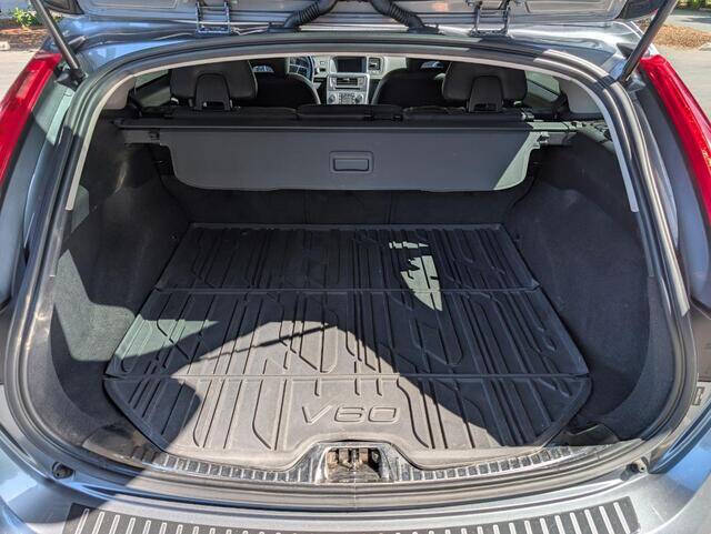 2018 Volvo V60 Cross Country T5 Premier