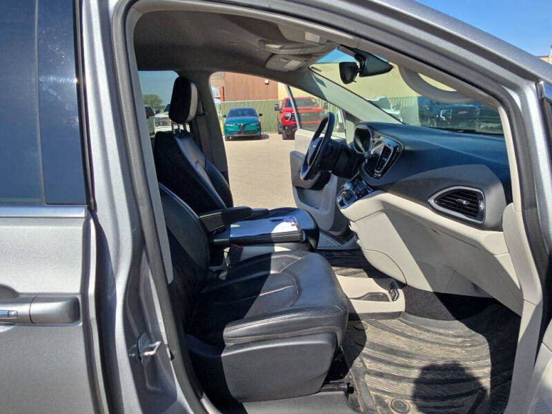 2018 Chrysler Pacifica Touring L