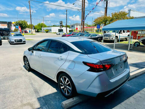 2021 Nissan Versa SV