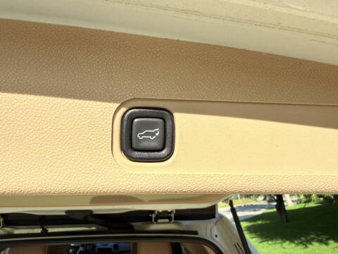 2014 Cadillac Escalade Premium