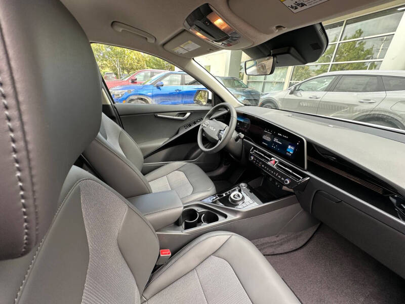 2025 Kia Niro EV Wind