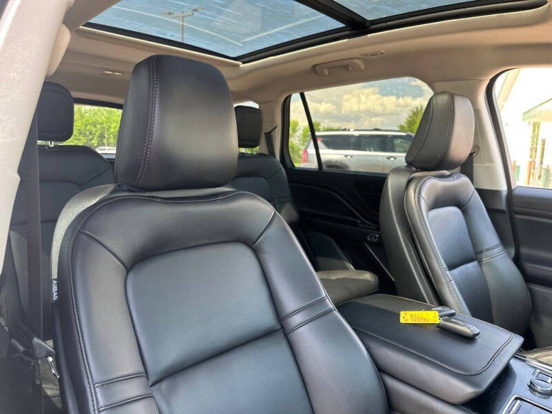 2023 Lincoln Aviator Standard
