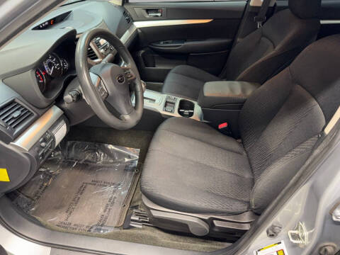 2012 Subaru Legacy 2.5i