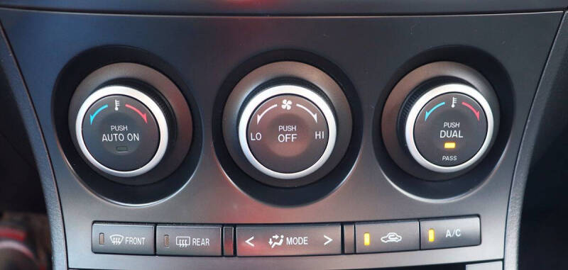 2013 Mazda MAZDA3 i Touring