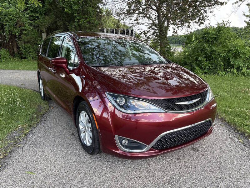 2018 Chrysler Pacifica Touring Plus