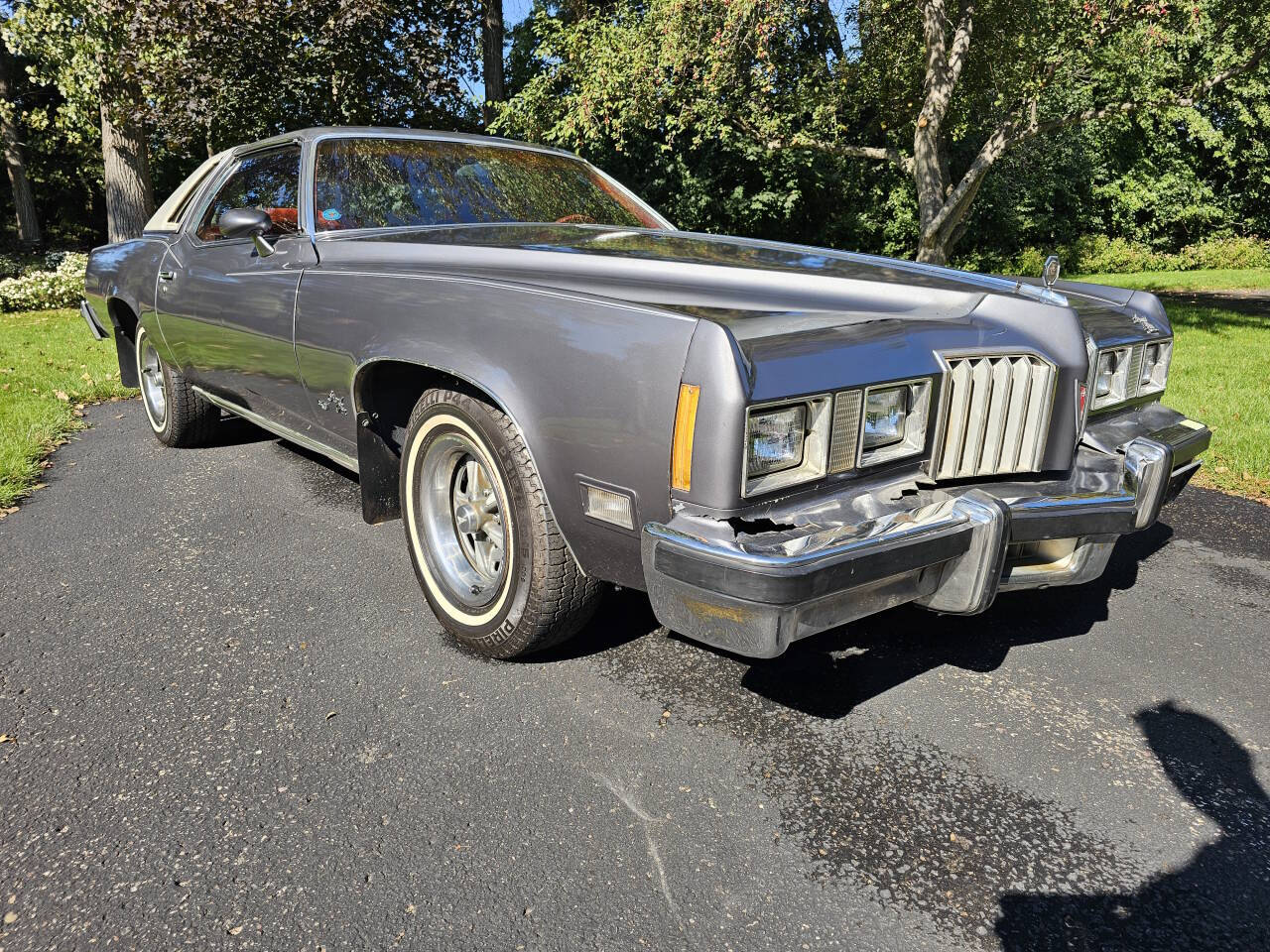 1977 Pontiac Grand Prix 4
