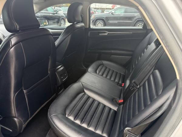 2019 Ford Fusion SEL