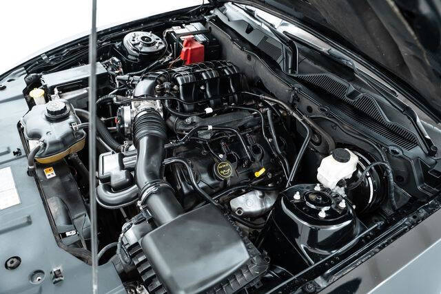 2014 Ford Mustang V6