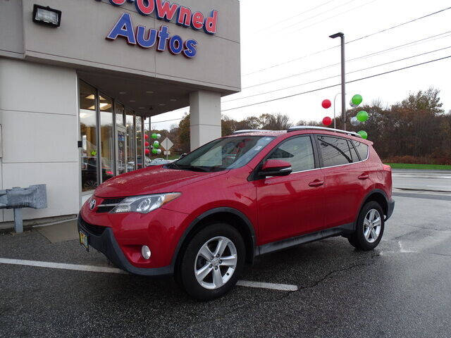 2014 Toyota RAV4 for sale at KING RICHARDS AUTO CENTER in East Providence RI