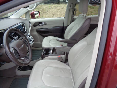 2017 Chrysler Pacifica Touring Plus