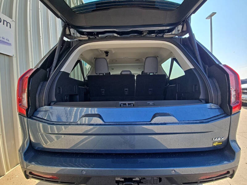 2027 Ford Expedition MAX Active