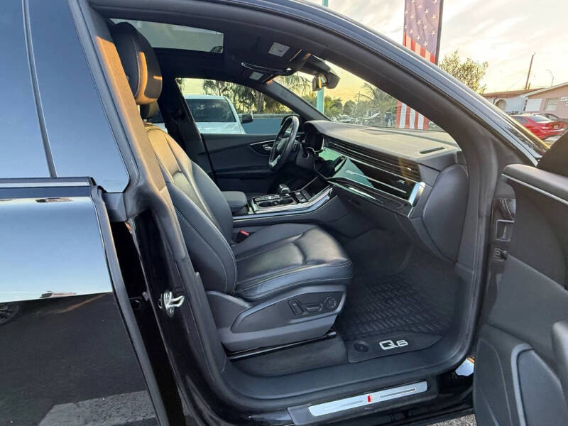 2019 Audi Q8 quattro Premium Plus 55 TFSI