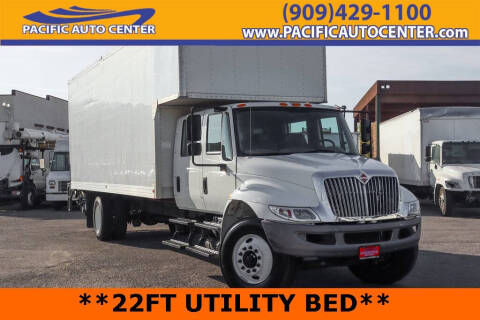 2018 International DuraStar 4300