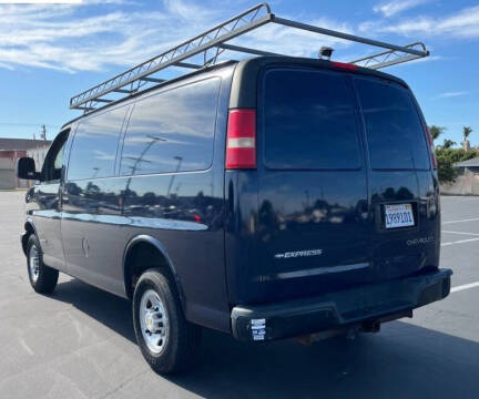 2004 Chevrolet Express 2500