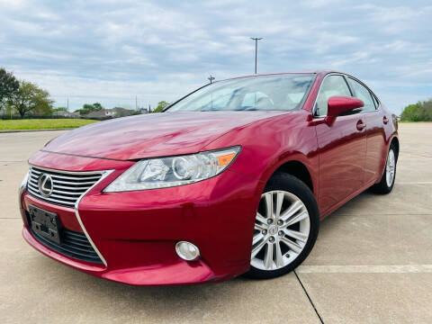 2014 Lexus ES 350 for sale at AUTO DIRECT Bellaire in Houston TX