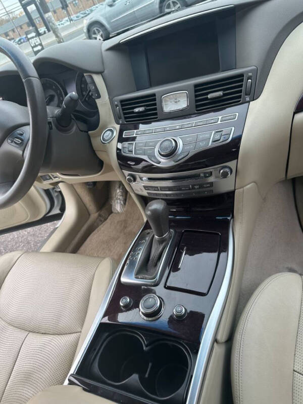 2012 Infiniti M37 x
