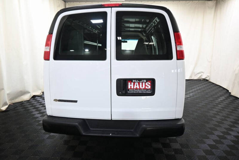 2021 Chevrolet Express 2500