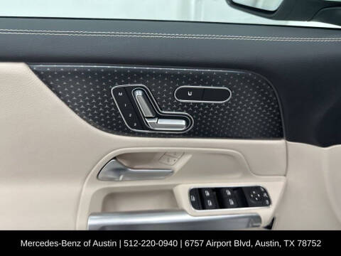 2025 Mercedes-Benz GLB GLB 250