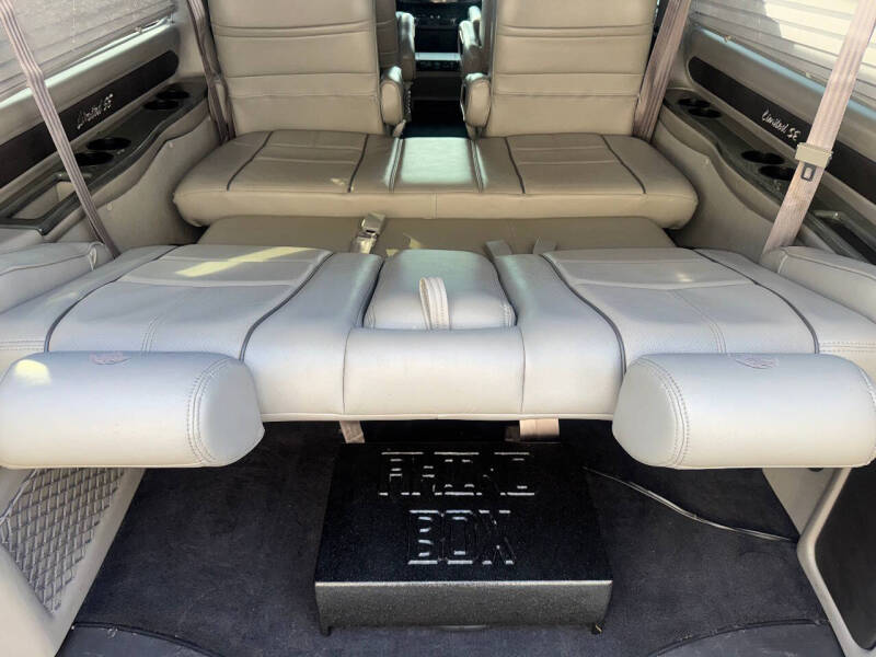 2017 Chevrolet Express 2500