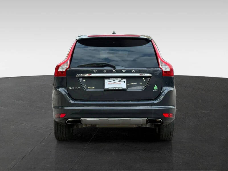 2015 Volvo XC60 3.2 Premier