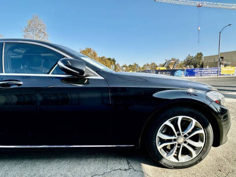 2016 Mercedes-Benz C-Class