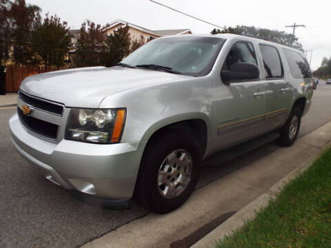 2014 Chevrolet Suburban LT