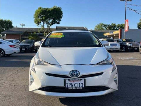 2016 Toyota Prius for sale at Carros Usados Fresno in Clovis CA