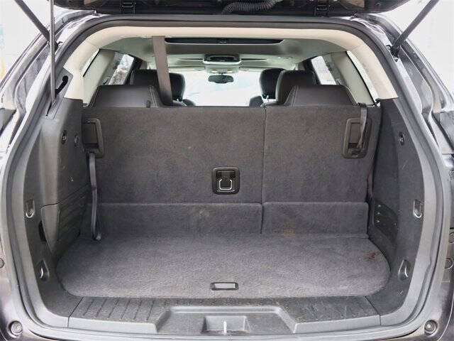 2017 Chevrolet Traverse LT