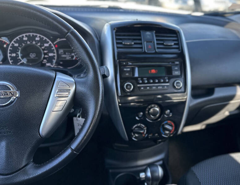 2015 Nissan Versa Note SV