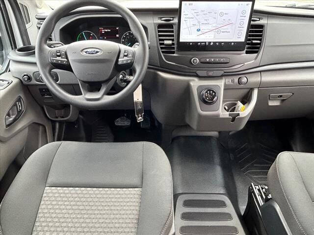 2023 Ford E-Transit 350