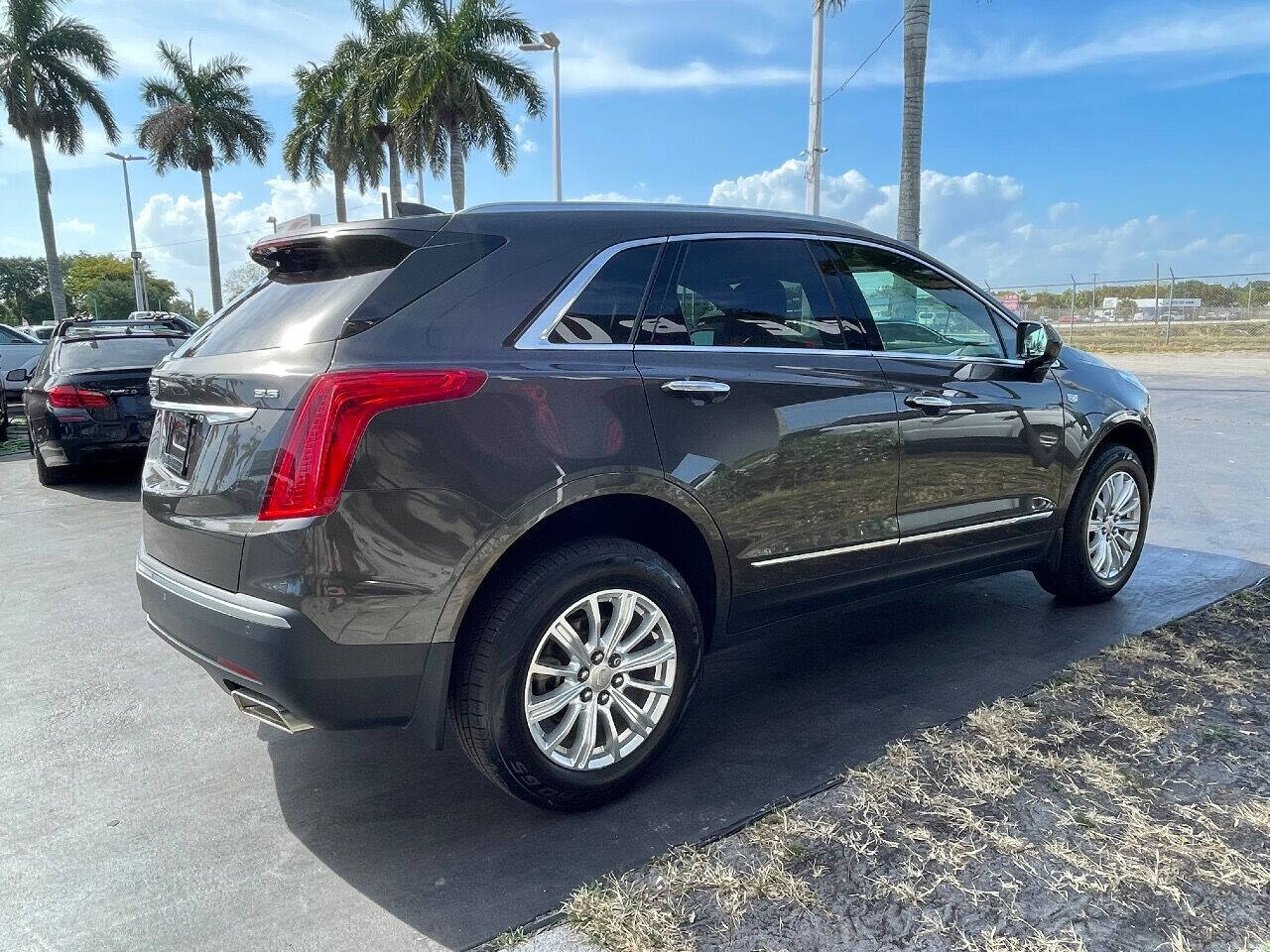 2019 Cadillac XT5  - $23,900