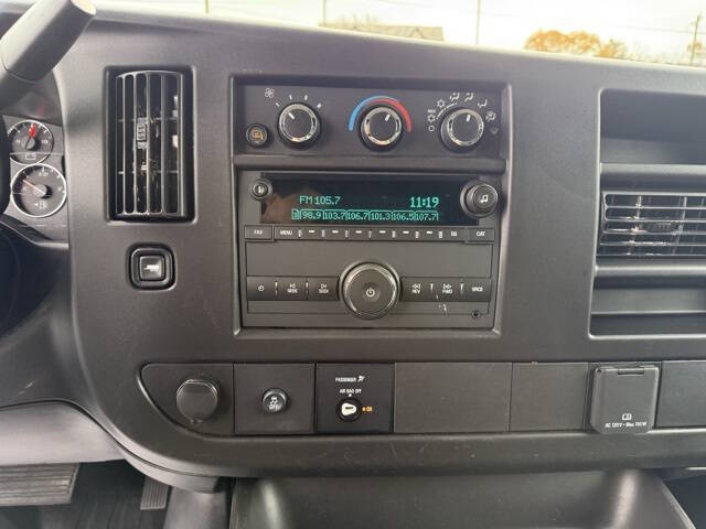 2024 Chevrolet Express 2500